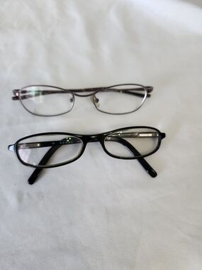 2 Pairs Gucci Glasses/Frames